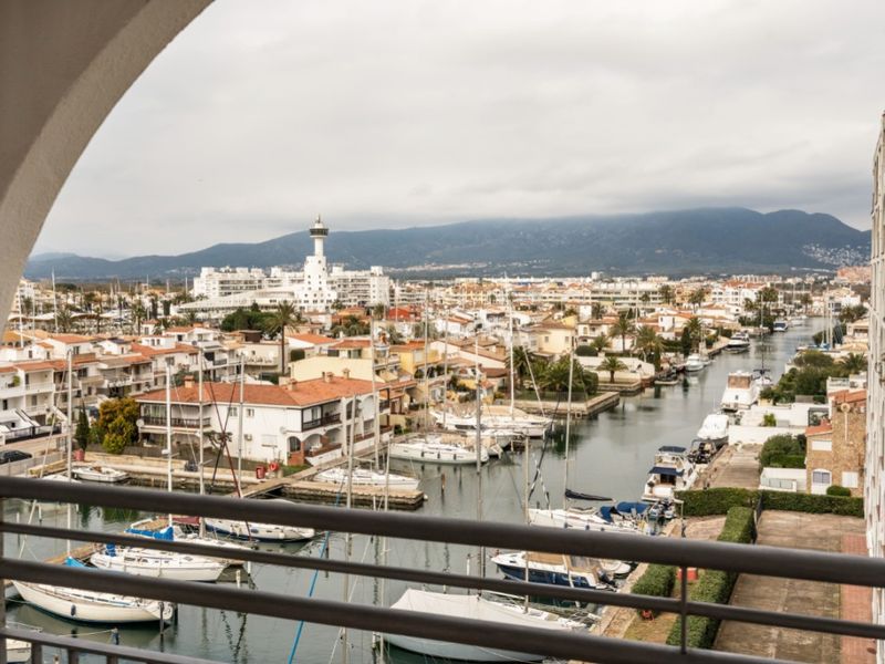 Foto 21a48178-7215-4295-87b1-b196c26deb15. Apartament a Salins - Cavall de Mar Empuriabrava