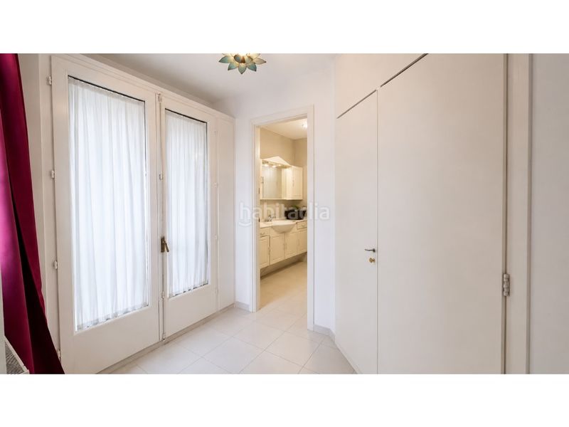 Foto 4d9e6159-6c65-4754-9e12-7c9b7b98d8f3. Casa amb aparcament a Peni Empuriabrava