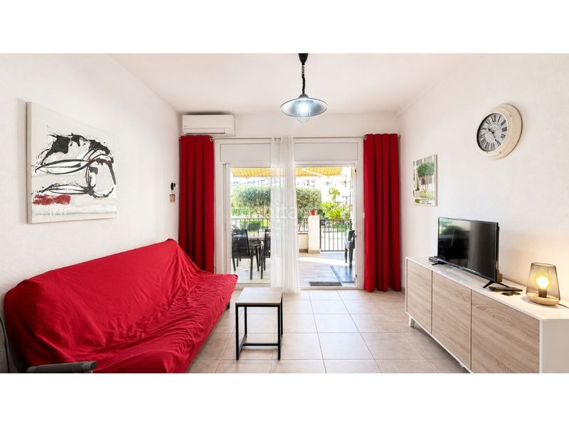 Foto f44a6f4f-37c6-4a51-aa98-81068a954978. Apartament a Sant Maurici Empuriabrava
