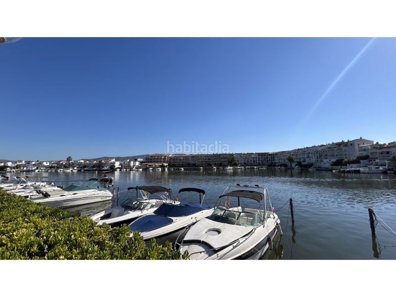 Foto a2fbbc93-8b35-444e-9f15-c6b31d46d58b. Apartament a Sant Maurici Empuriabrava