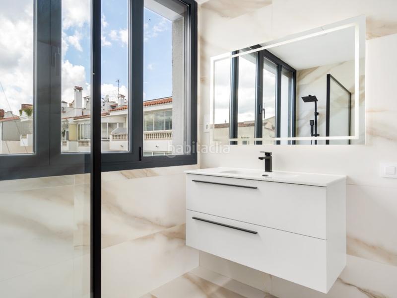 Foto 503a25bd-0fa5-4101-aae6-5e9acc73ec2d. Casa in sector cavall de mar 24-b in Salins - Cavall de Mar Empuriabrava