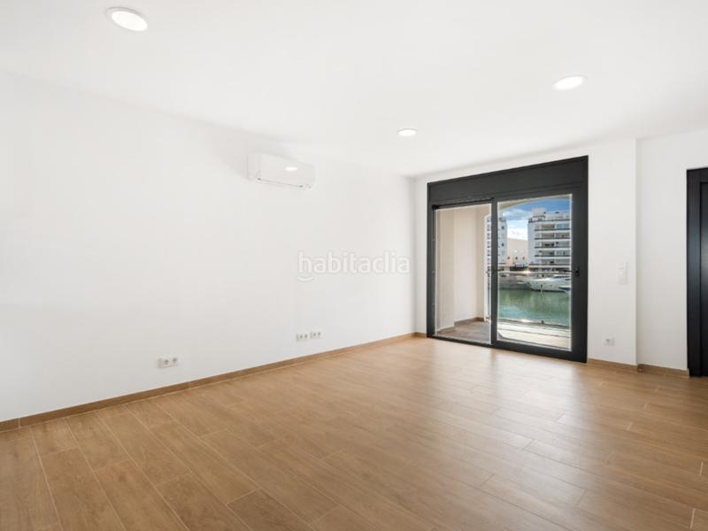 Foto a9352dce-3961-4712-94e5-be1486955126. Casa in sector cavall de mar 24-b in Salins - Cavall de Mar Empuriabrava