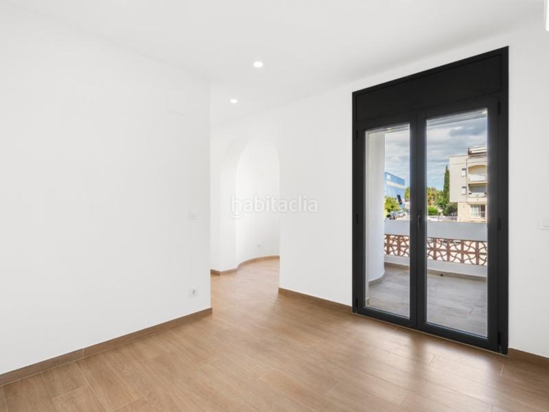 Foto b72ddaf0-8825-4efc-bdff-71384d17dd55. Casa in sector cavall de mar 24-b in Salins - Cavall de Mar Empuriabrava