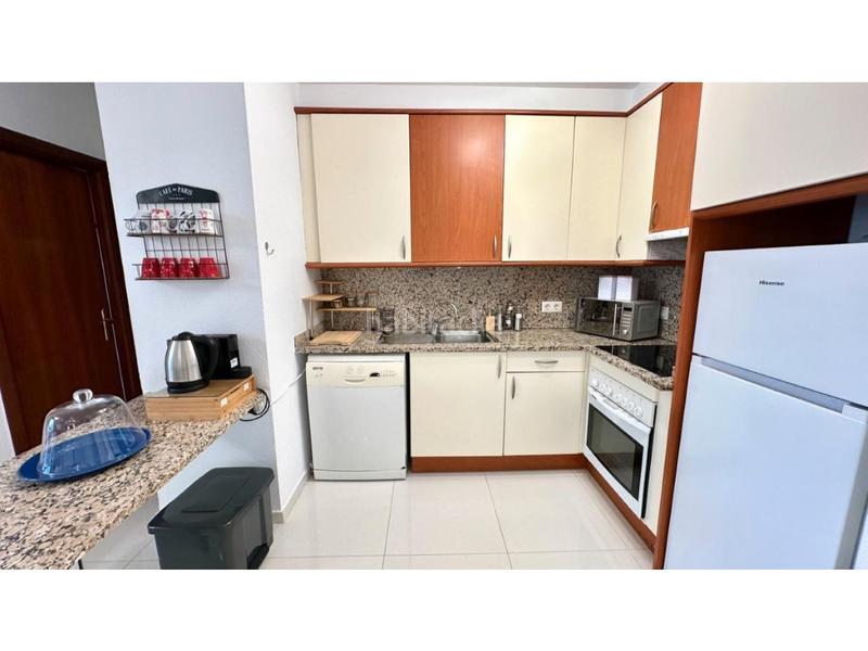 Foto d3c33967-d29f-4843-bcb2-a89725e7c4c0. Apartamento en carrer de fabra pompeu apartamento 1 habitación venta en Empuriabrava