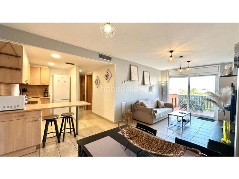 Foto 5404e54a-537a-42d1-a7af-0da77d4b9a1e. Àtic a Alberes Empuriabrava