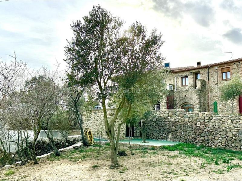 Foto a3b8b643-867a-4406-8025-127d1af66631. Casa en lugar vilartoli -veinat 9 vilartoli casa rustica con encanto con piscina a 30min del mar en Sant Climent Sescebes