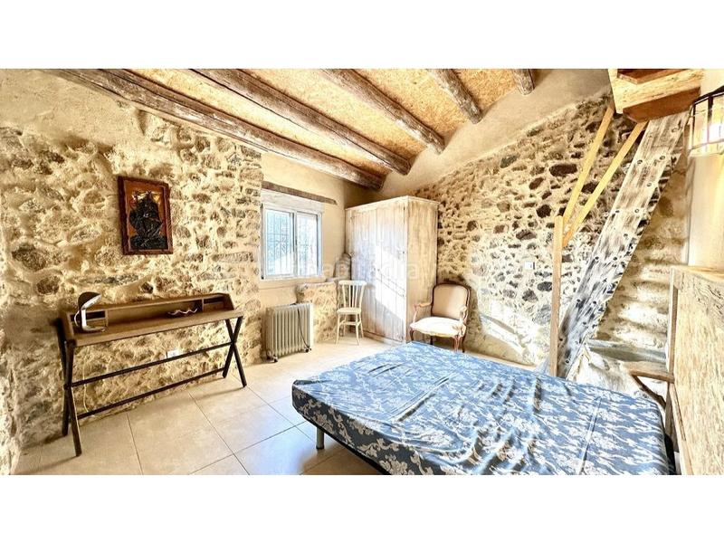 Foto c6ba4363-b4ea-4af4-8b55-e5065839c2c2. Casa en lugar vilartoli -veinat 9 vilartoli casa rustica con encanto con piscina a 30min del mar en Sant Climent Sescebes
