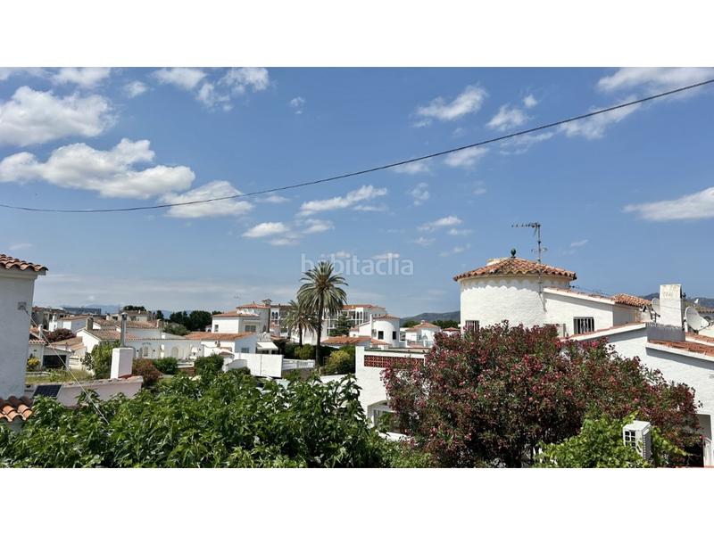 Foto 77f7c500-41a1-49dc-8b9b-cdd8a3b39881. Casa en sector empuries c 14-c casa reformada con estilo en Empuriabrava