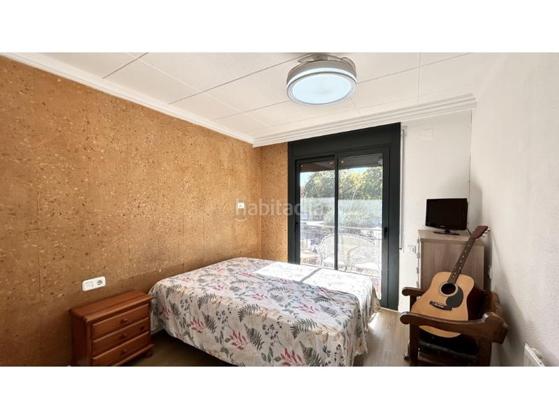 Foto 486dc9cc-e533-49a0-886d-5236ffc55418. Appartement dans calle de valencia 7 dans Centre Roses