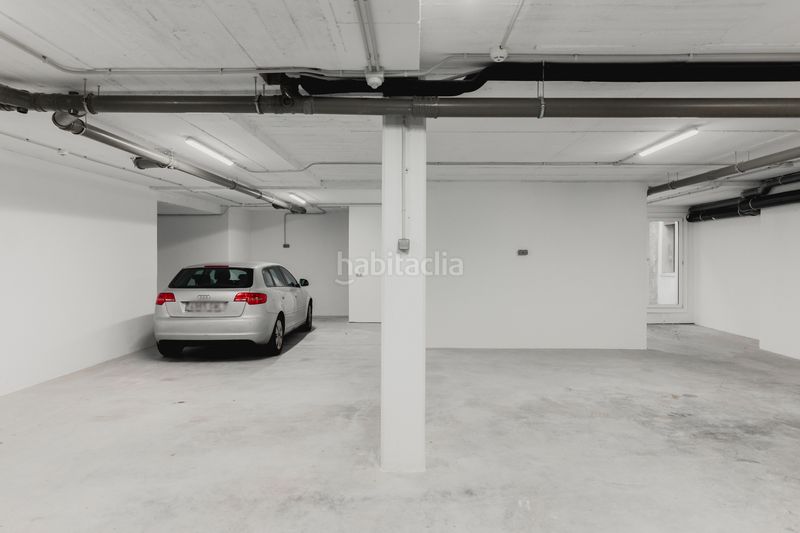 Foto a7675fb7-f0ea-45ce-8d1a-55801d526a49. Casa aparellada amb xemeneia calefacció aparcament a Getxo