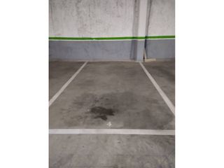 Miete Autoparkplatz  Dant. Parking en alquiler en carrer dant