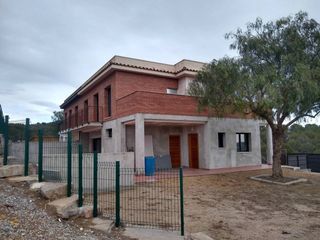 Casa pareada  Camí d´ullastrell. Casa pareada en venta en camí d'ullastrell