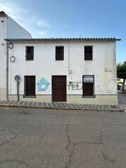 Casa pareada en Calle melndez valds 33. Vivienda + cocheras en calle melndez valdes (oliva de la fronte