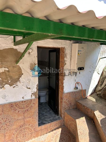 Foto 13b10ec7-b10a-42e6-b3e2-935c84666882. Casa adossada a calle benegas lanzarote 57 a Barcarrota