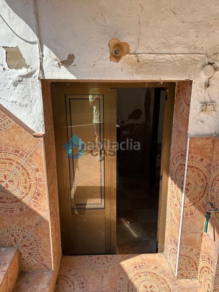 Foto ea316d85-aa52-440b-a9b8-caec446ab9d1. Casa adossada a calle benegas lanzarote 57 a Barcarrota