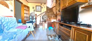 Maison jumelée  Camiño castro castriño. Casa adosada  3 dorm , 1 baño .
