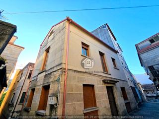 Casa adosada en Rúa prata 21. Casa adosada 3 plantas  , centro de redondela 4 hab , 3 baños