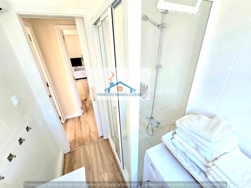 Foto 6f4e1731-5c04-40f0-8d7e-bdcac5259d3e. Piso impresionante piso a 100ms de la playa 2 dorm , baño , garaje en Vigo