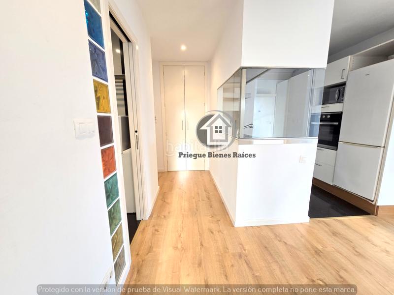 Foto 7cdaf287-8373-4895-aaf6-5e72c3d50c8d. Ático fabuloso piso 2 hab , baño , vistas , piscina en Vigo