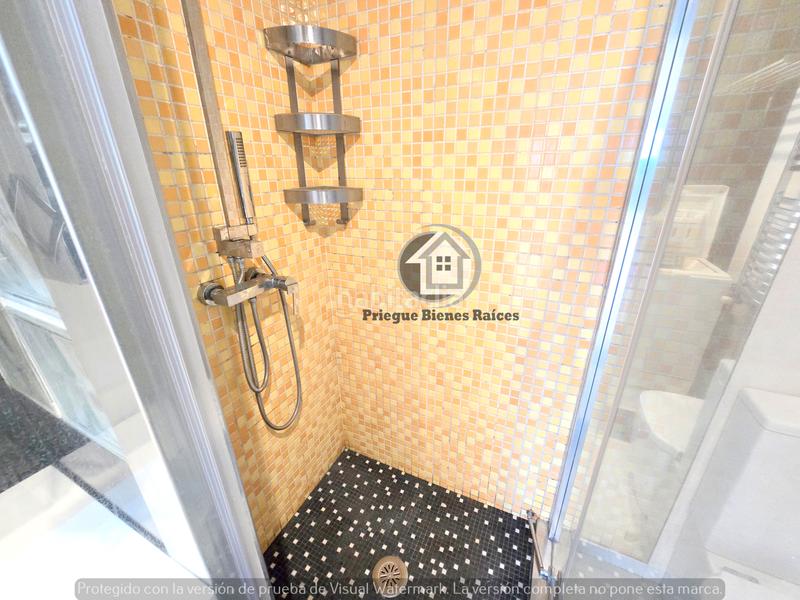 Foto 89db30ea-50e4-4fb6-a805-420d67d5156c. Ático fabuloso piso 2 hab , baño , vistas , piscina en Vigo