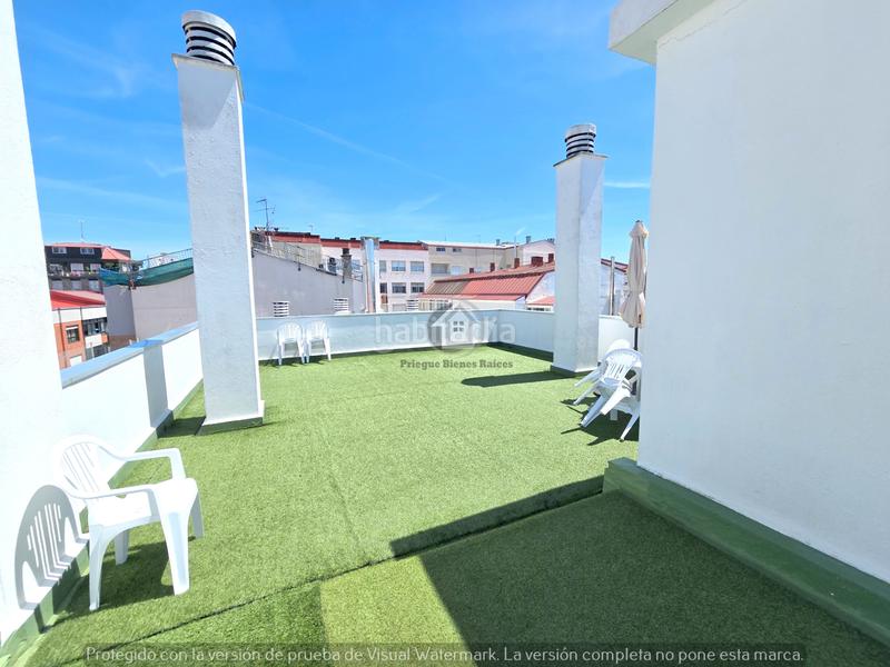 Foto 9ea25bab-3a66-4b11-a0be-4e873a9d242c. Ático fabuloso piso 2 hab , baño , vistas , piscina en Vigo