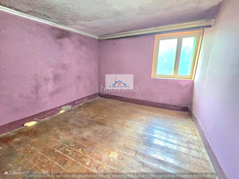 Foto 54fbfbb3-b9b0-47cd-a0d7-3534c26e9fce. Casa  a reformar , vistas a la ría, 3 dorm , baño en Redondela