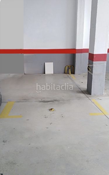 Foto a5faa103-998f-4dfd-bf13-9d19db4a1090. Aparcament cotxe a calle los fenicios 2 a Poniente-Faro Torre del Mar