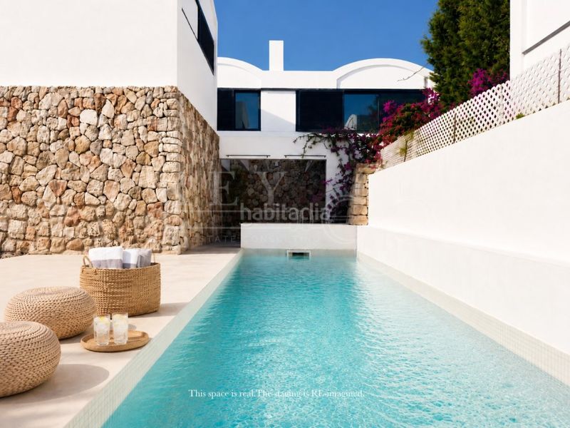 Foto 5c20f312-fee1-4fda-b62b-cabb6e7bd509. Casa amb calefacció aparcament piscina a Cala Blanca Ciutadella de Menorca