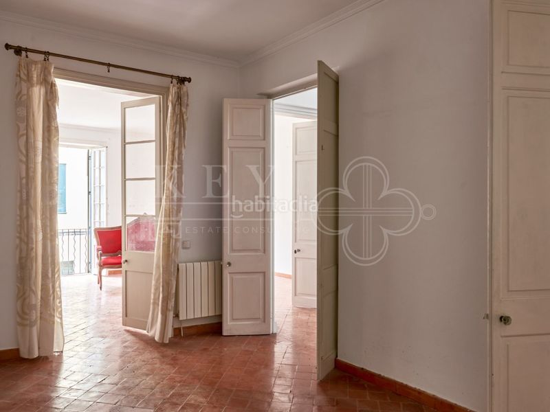 Foto 4e0d1436-2b3d-4680-bdd4-0fa3f3a3c2aa. Casa a Centre Històric Maó / Mahón