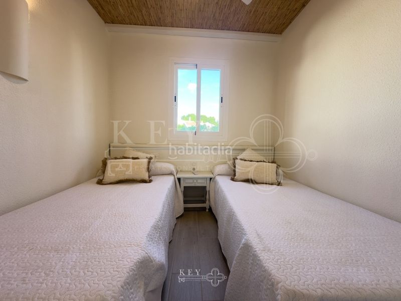 Foto 21af4f92-e778-4d1a-9b96-fd1818f6b4b9. Apartament amb piscina a Cala d´En Bosch-Serpentona Ciutadella de Menorca