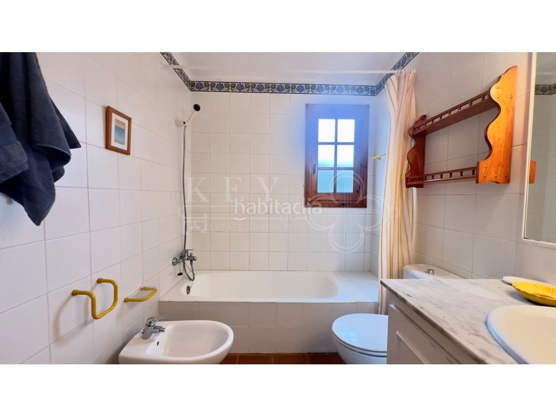Foto 5920f047-d669-4397-8f24-4ab2663899c4. Xalet amb piscina a Cala d´En Bosch-Serpentona Ciutadella de Menorca