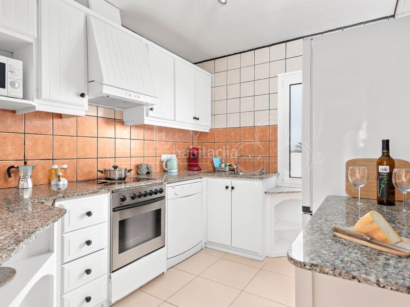 Foto 95869694-a2e7-4442-bb69-7526a90bdf06. Casa amb piscina a Cala Blanca Ciutadella de Menorca