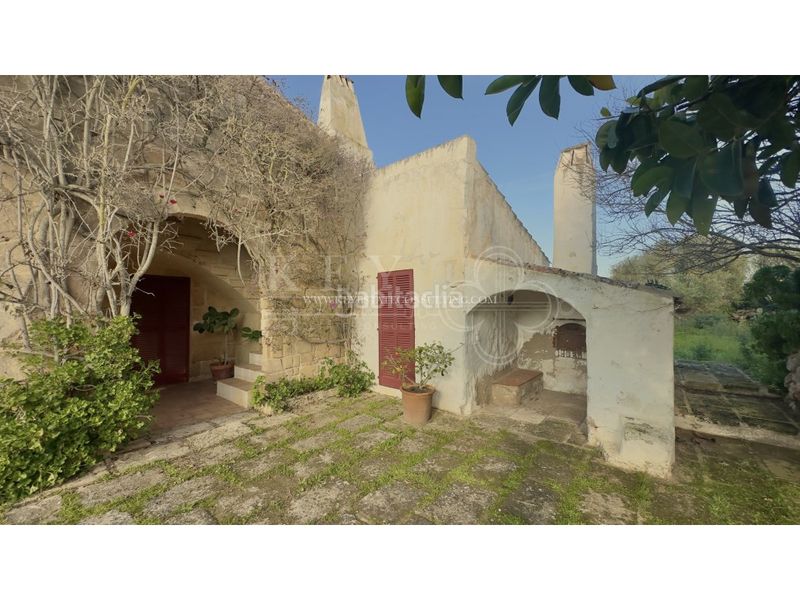 Foto 237559fc-028d-4311-aca8-d9a1ea1c80e1. Casa a Cala Blanca Ciutadella de Menorca