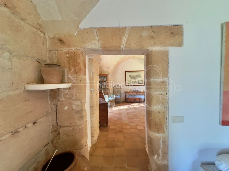 Foto b74fb9fc-a0b9-41c8-bacb-3daf8e828d3f. Casa a Cala Blanca Ciutadella de Menorca
