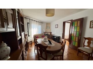 Appartement in Ciutadella. Piso esquinero con luz en ciutadella