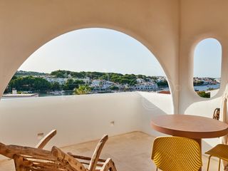 Chalet in Port d´Addaia. Exclusiva villa con vistas al mar en port daddaia