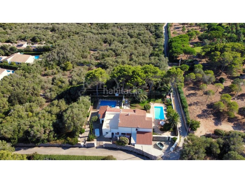 Foto e8f3877a-53ce-4b96-b83d-ab2813a65b86. Xalet amb calefacció aparcament piscina a Trebalúger Es Castell