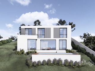 Chalet  Urbanizacion cala llonga. Villa contemporánea con piscina infinita y brisa marina en la ex