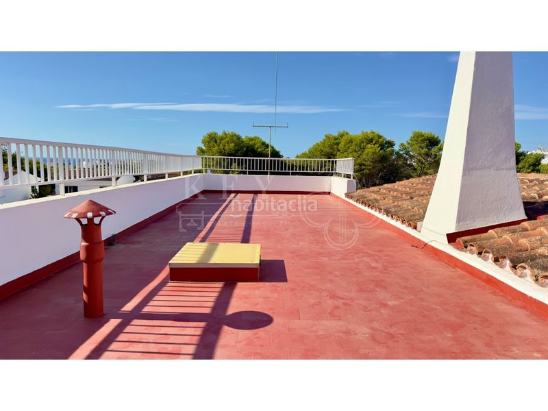 Foto 59da2950-8a6e-4ee4-965b-a3fbbd8fd2fb. Xalet amb aparcament piscina a Cala Blanca Ciutadella de Menorca