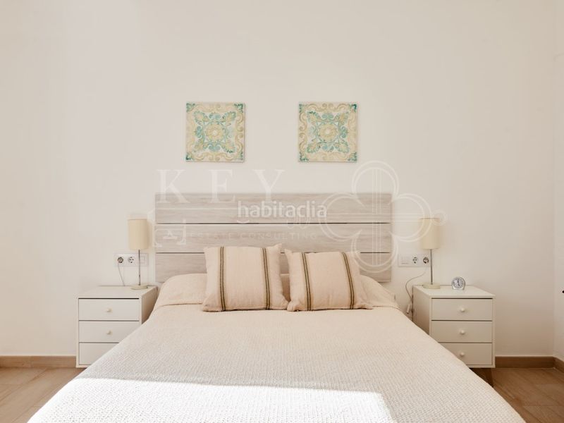 Foto f1359102-2437-4d2f-a3f1-5d0047437ff1. Xalet amb aparcament piscina a Cala Blanca Ciutadella de Menorca