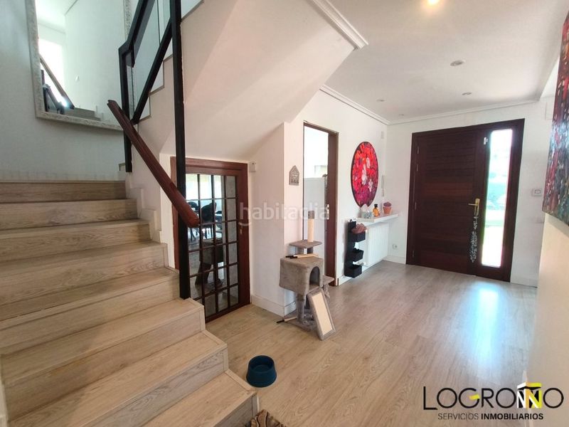 Foto 7cde86d2-f779-43a0-b0d3-ab424d4c39e1. Casa amb calefacció aparcament a Alberite