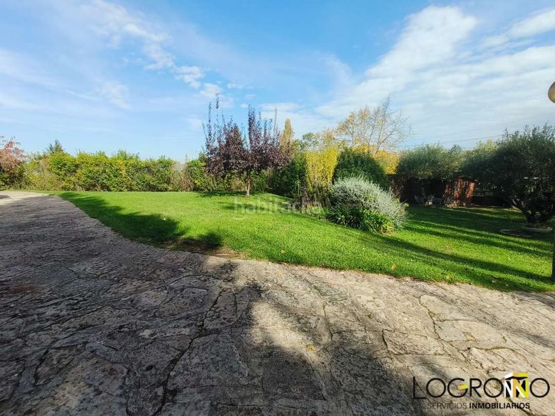 Foto b56c4c9b-cc0d-47e7-bceb-7539afda11ea. Casa amb calefacció aparcament a Alberite