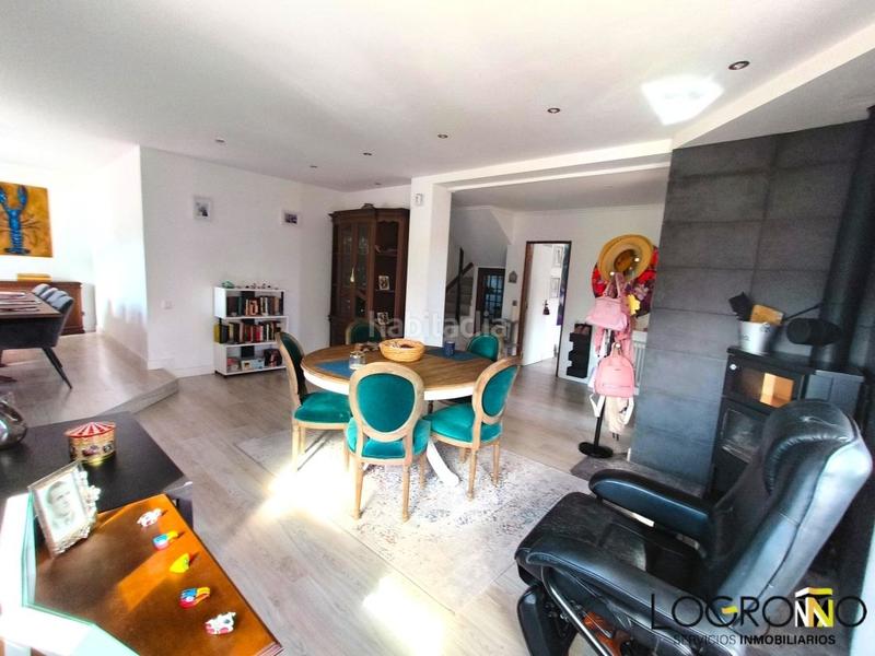 Foto 38b8cd19-1951-46c5-b8b7-717c0ab74e64. Chalet con riscaldamento parcheggio in Alberite