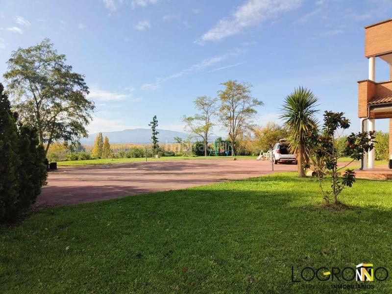 Foto 43199378-dde4-49a5-a0fb-2f137352f52c. Chalet con riscaldamento parcheggio in Alberite