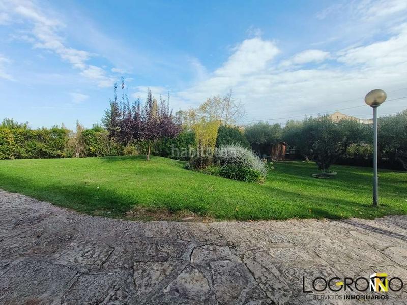 Foto 7c428ea2-027a-496f-ba7e-17a91206ce61. Chalet con riscaldamento parcheggio in Alberite