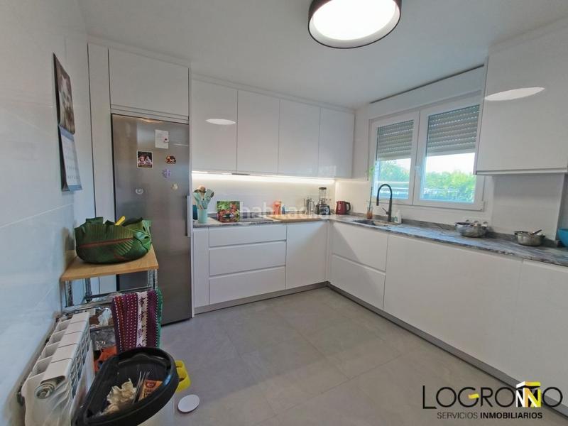 Foto 80044e25-b510-4b5b-bf6f-10cbe77b1147. Chalet con riscaldamento parcheggio in Alberite