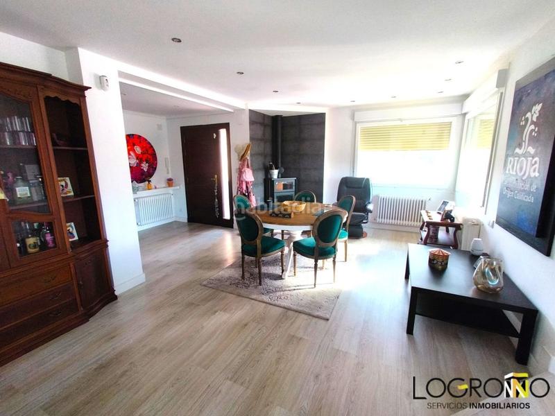 Foto c26bb6fd-6105-4093-8af6-1c36d9fa81ad. Chalet con riscaldamento parcheggio in Alberite