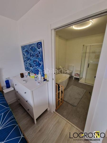 Foto ddc32450-2dd2-4bdf-a92e-841a60e412ae. Chalet con riscaldamento parcheggio in Alberite