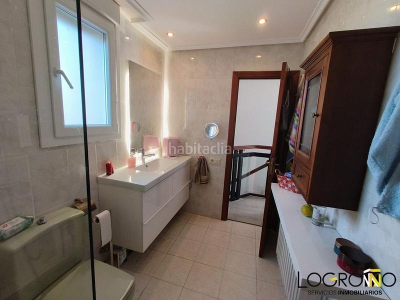 Foto ea43fe38-6123-4a03-a1fc-6cf6ec9904e0. Chalet con riscaldamento parcheggio in Alberite