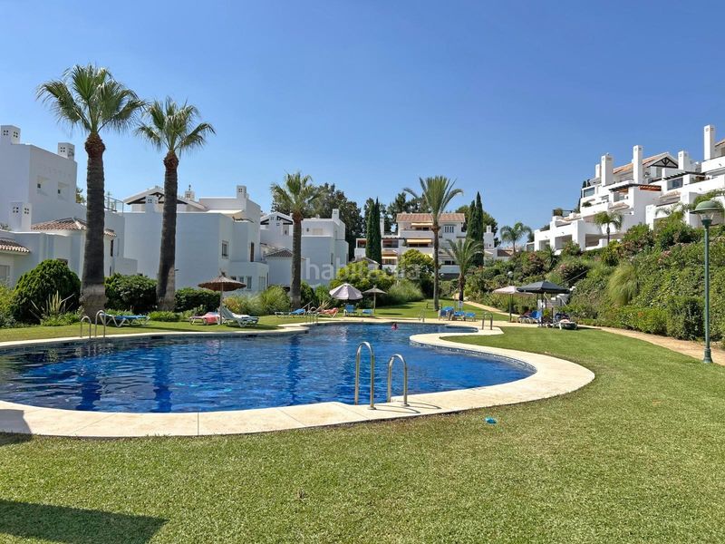Foto 9db37097-1169-4fd5-a8c5-f0926f856071. Planta baixa amb calefacció aparcament piscina a Marbella